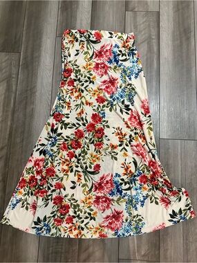 Cream Floral Maxi Skirt with Red & Blue Blooms